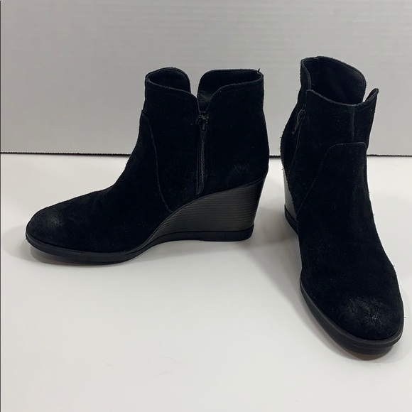 Kenneth Cole Reaction suede wedge boots - Picture 1 of 11